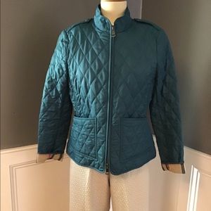 Authentic Burberry quilted woman’s jacket.